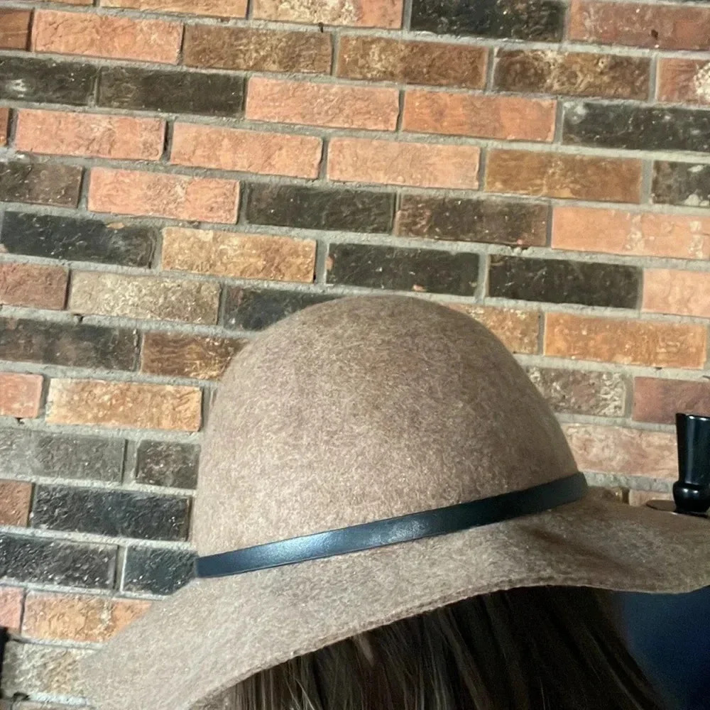 Oatmeal Ran Wool Hat‎ - Picture 6 of 8